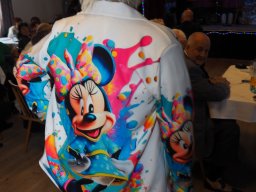 Künstler helfen Kinder - Mit Musik zur Menschlichkeit